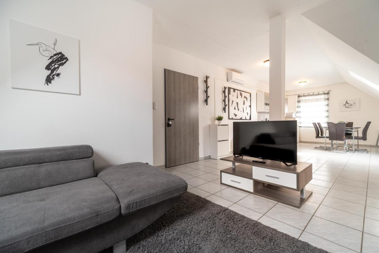 Grand Apartmanhaz Денешдиаш Экстерьер фото