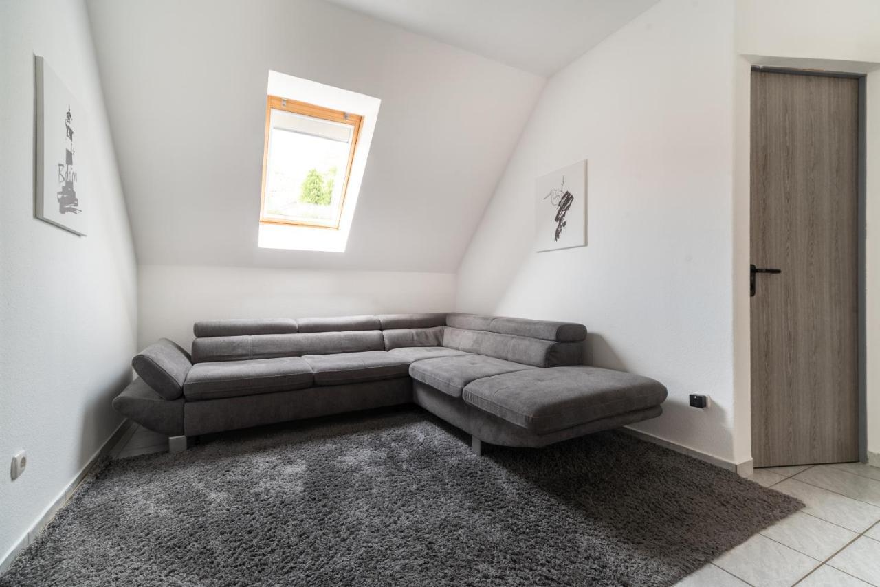 Grand Apartmanhaz Денешдиаш Экстерьер фото