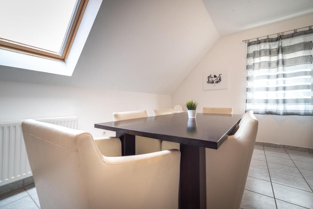 Grand Apartmanhaz Денешдиаш Экстерьер фото